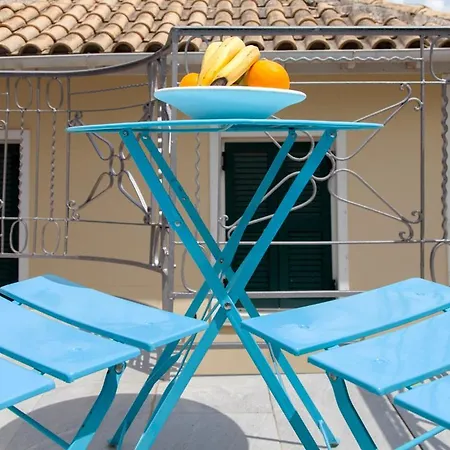 Naluna * Lefkada City