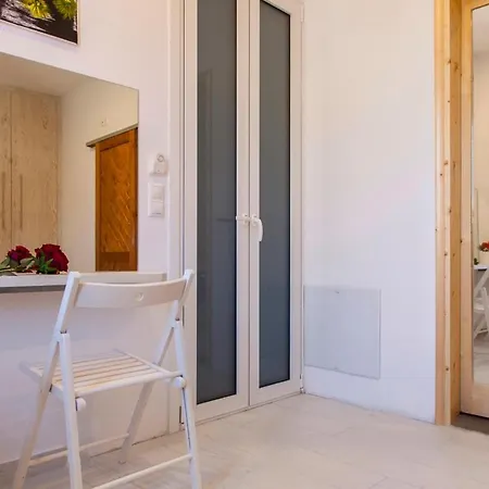 Naluna Apartment *